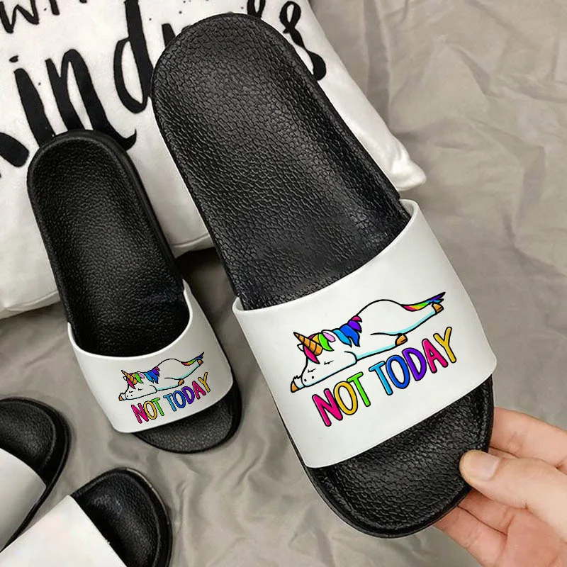 

2021 Women Slippers Kawaii Rainbow Horse Comfortable Open Toe Flip Flops for Female Summer Beach Fashion Non-slip Slides