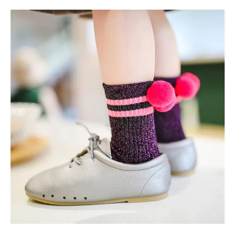 Детские однотонные металлизированные люрексом носки до лодыжки с помпоном в