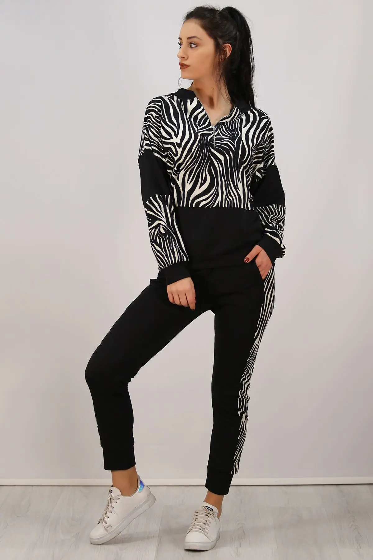 

Hooded Mira Tracksuit Set Zebra