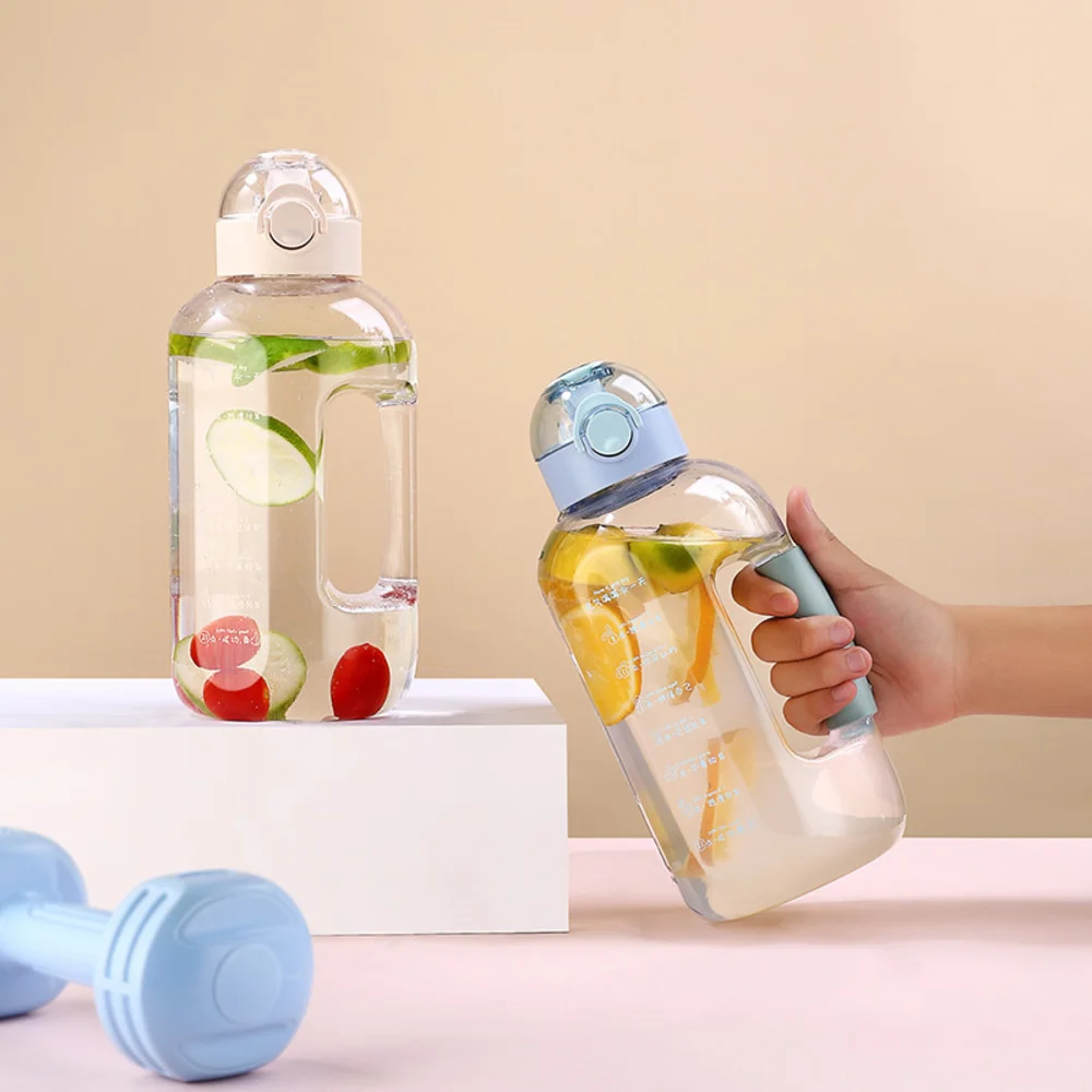 

Convenient Large-capacity Sports Water Cups Outdoor Plastic Cups With Pop-lid Straws