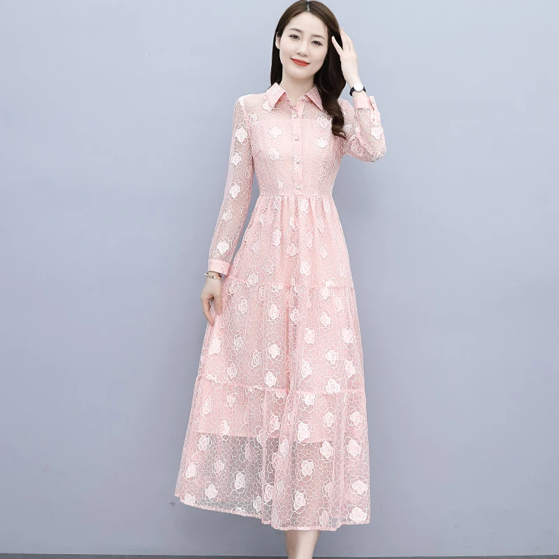 Женское кружевное платье-макси с цветочным узором