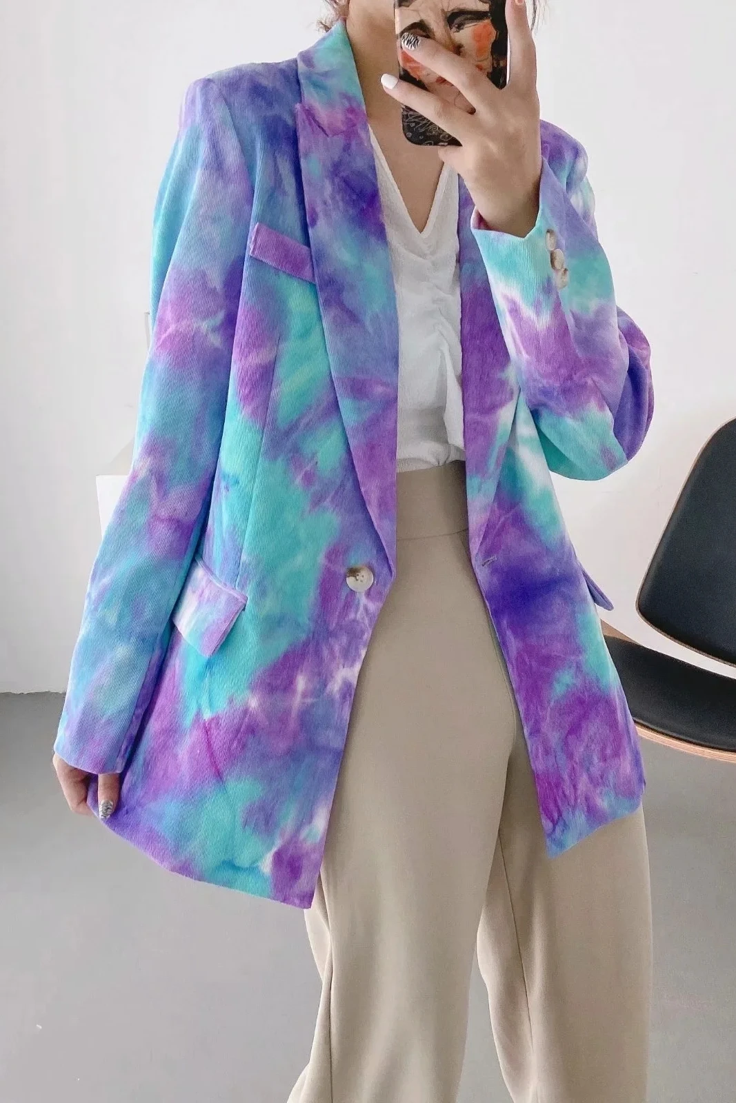 

2021 autumn new style European and American style ink tie-dye one button suit jacket roll sleeves loose mid-length women's suit