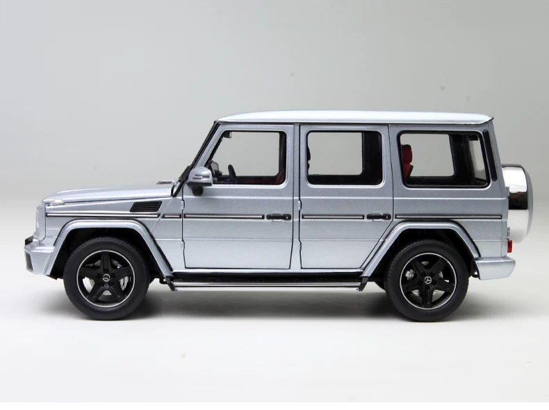 Серебристо-красный длинный осевой модель автомобиля для Benz 1:18 бренд G серии G500