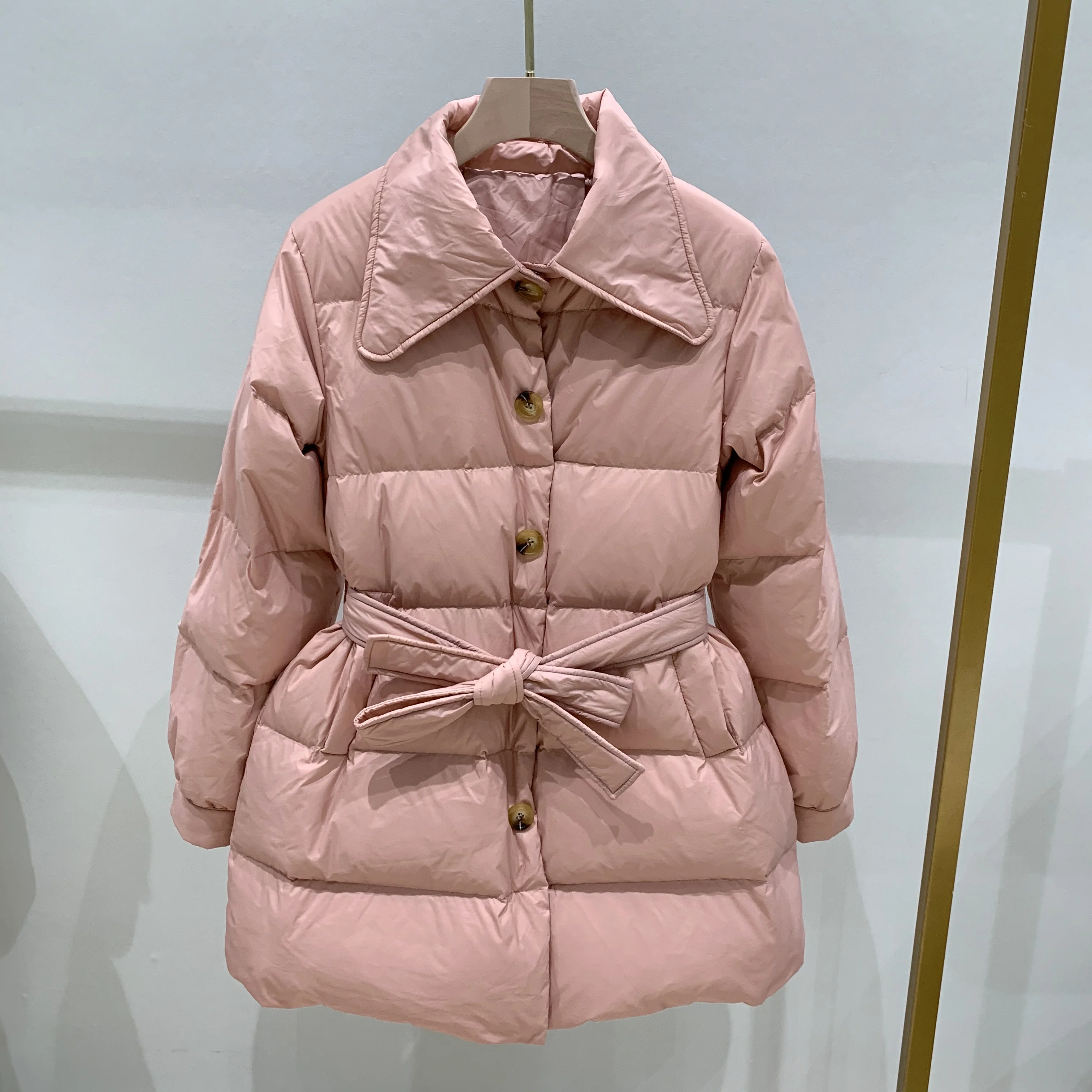 Женский пуховик на 90% белом утином пуху теплая непродуваемая куртка свободного