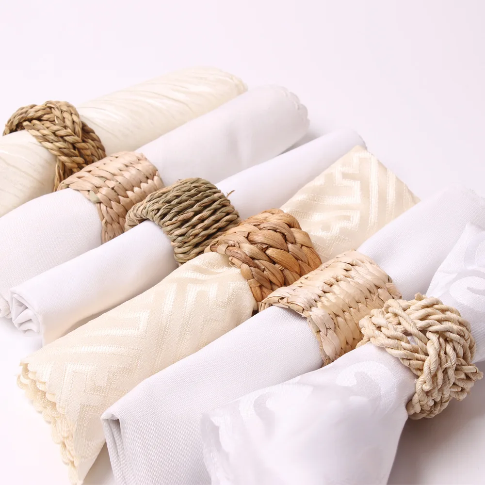 

1pcs Natural Material Straw Corn Husk Napkin Ring Water Hyacinth Grass Napkin Buckle Napkin Ring Home Party Wedding Decoration