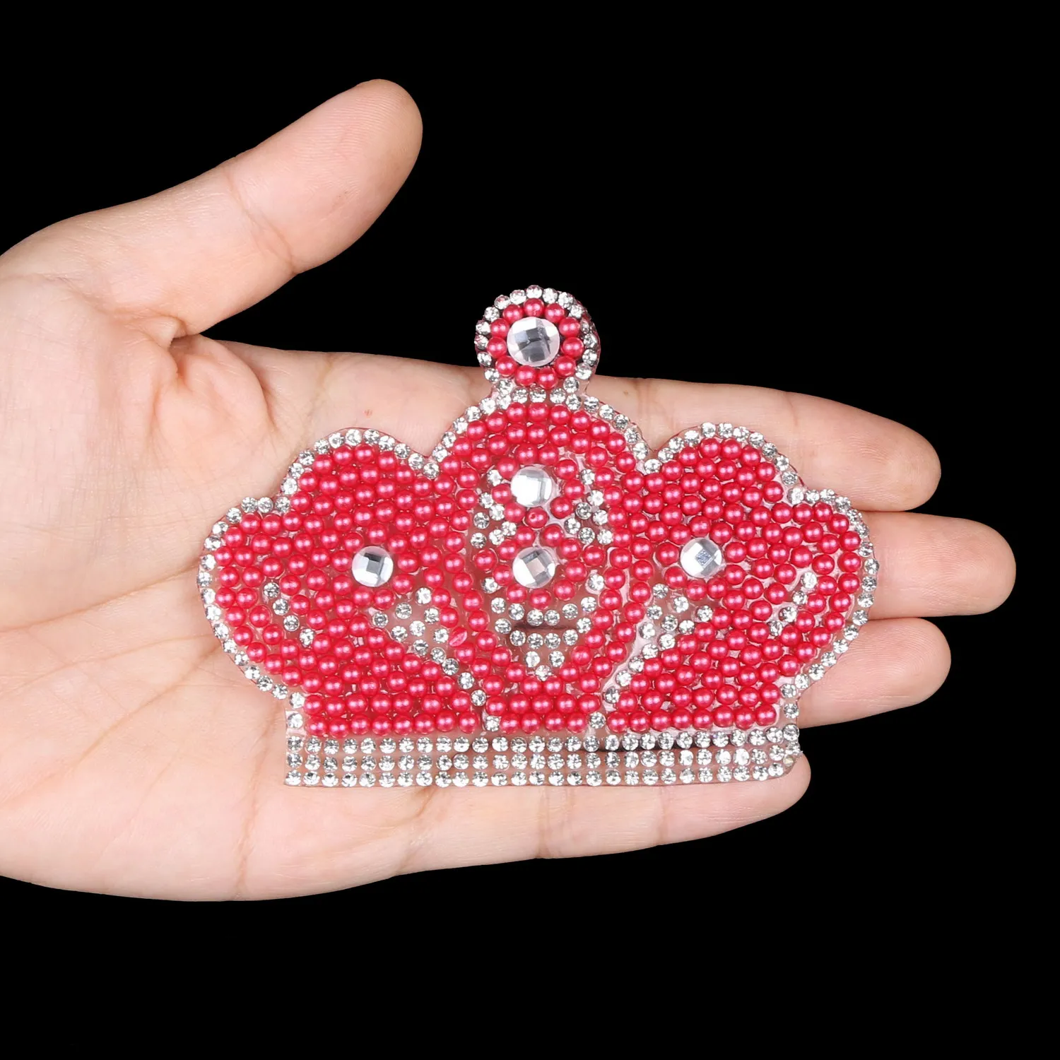 

wholesale customize patches crown design hotfix ironning iron-on handmade DIY garment accessories artifical pearl beaded patch
