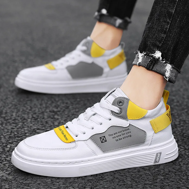 Men Skateboarding Shoes Fashion Light Casual Shoes Male Sports and Leisure Hard-wearing White Autumn 2021 New Men's Sneakers