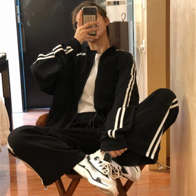 Женский спортивный костюм-двойка свободный облегающий повседневный костюм для