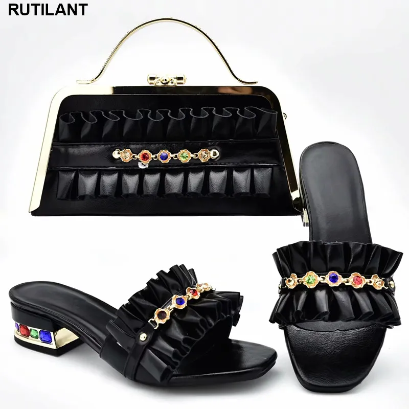 Самые новые женские туфли и сумочка в комплекте распродажа нигерийская