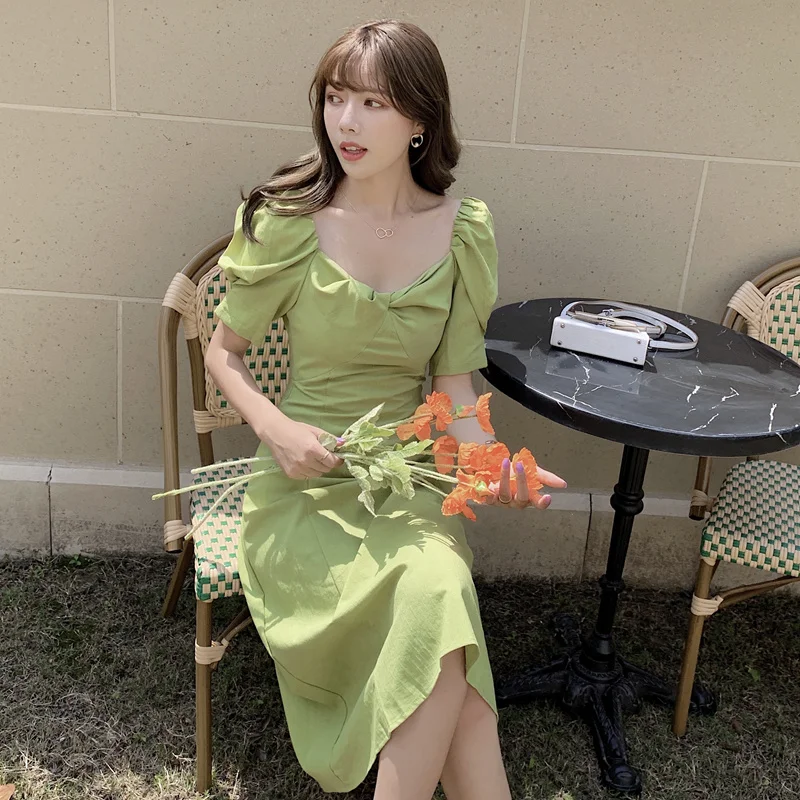 

2021 Spot French Romantic Color and V-neck off-Shoulder Wear Small Size in Purple Sexy Dress Nuyoah