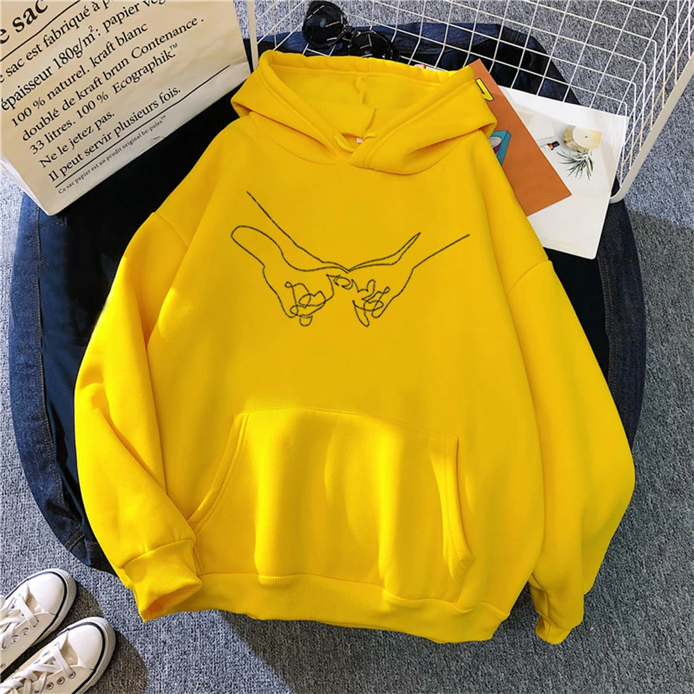 

Hoodies & Sweatshirts