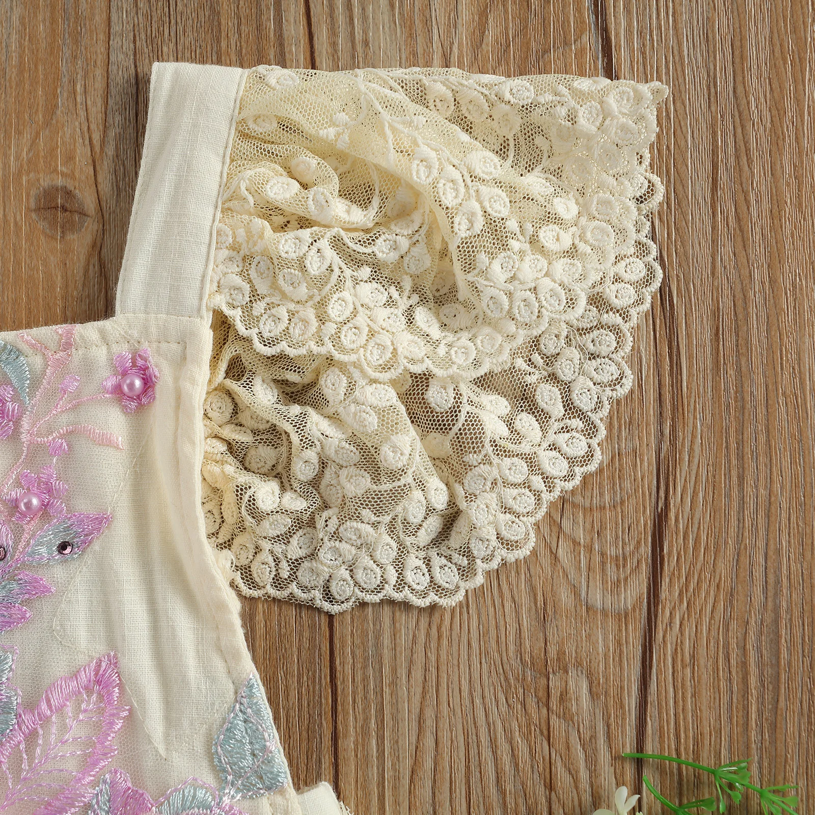 

Newborn Crochet Lace Romper, Toddler Loose Fly Sleeve Square Collar Tie-up Playsuit