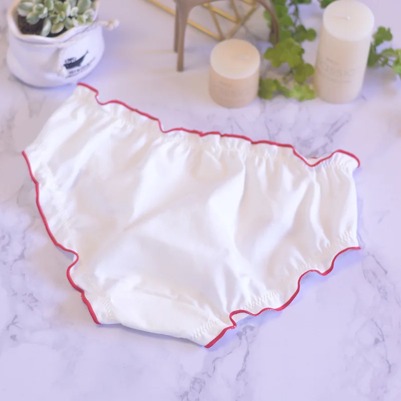 Трусики женские менструальные хлопковые с оборками и цветочным принтом | Женская