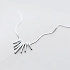 Простое женское ожерелье с кисточкой и цепочкой до ключицы