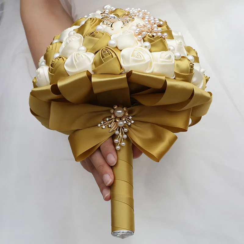 Hot Sale Golden Bride Bridesmaid Diamond Hand Bouquet Pearl Crystal Ribbon Rose Bouquet Wedding Party Decoration QJ003
