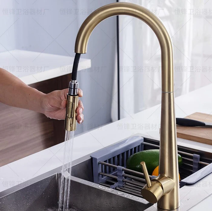 Матовый золотой кухонный кран вытяжной для раковины водопроводный с одной