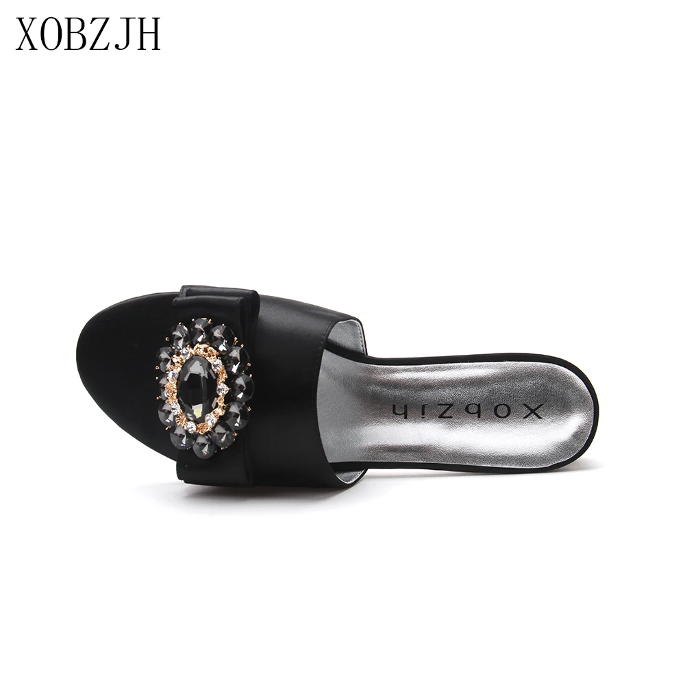 Женские летние сандалии на плоской подошве черные шлепанцы со стразами Размер 11