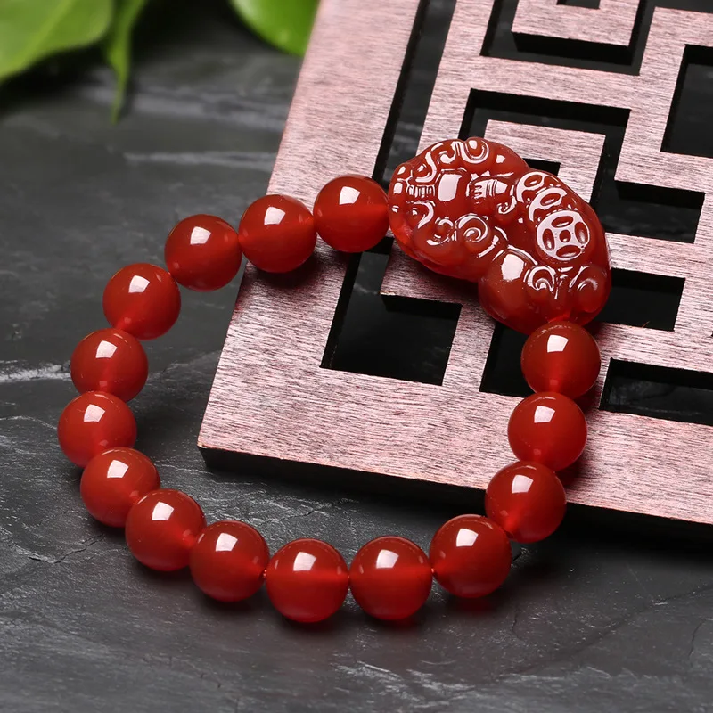 

Natural Three Money Red Bracelet Money Man and Woman Crystal Bracelet Red Bracelet