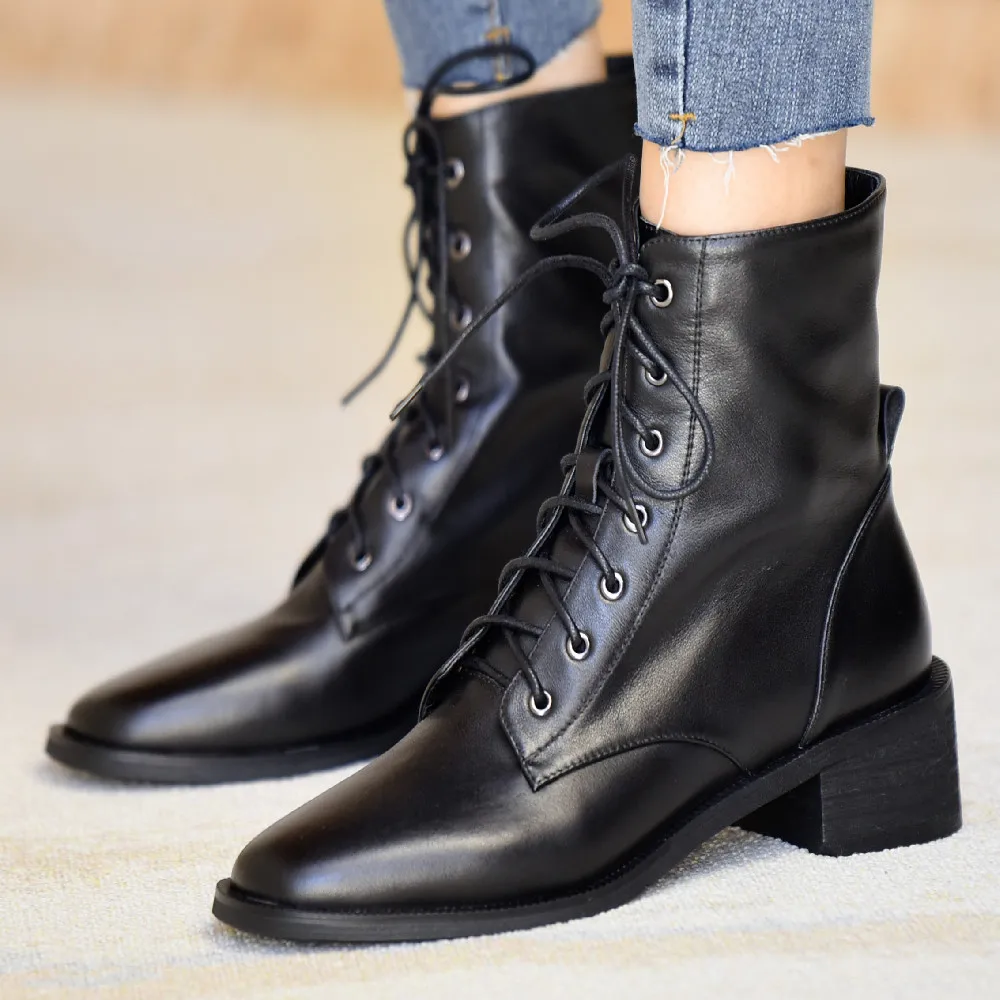 

Women's genuine leather thick med heel lace-up autumn ankle boots square toe female soft comfortable warm plush winter boots hot
