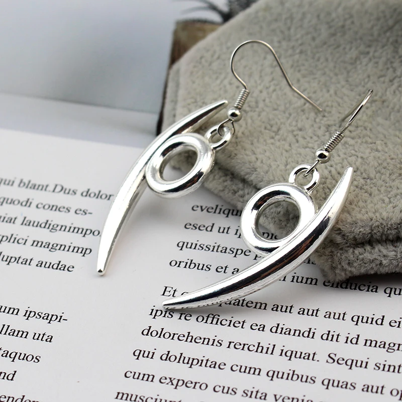 

New Anime Ninja Orochimaru Cosplay Accessories Stud Earring Women Men Eardrop Dangler Props Toy Collection