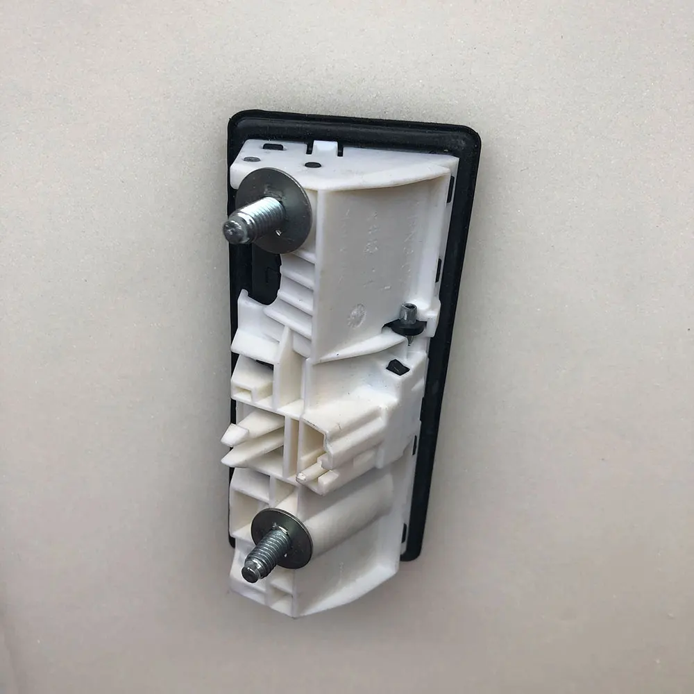 Застежка на ручку багажника оригинальные аксессуары для VW Passat OE:5N0827566 5N0 827 566