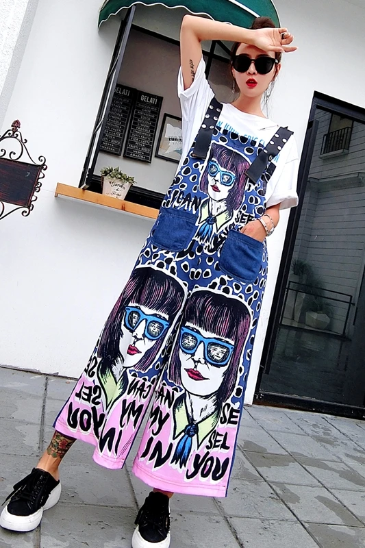 

Thailand tide brand 2020 summer new Hong Kong-style pants women graffiti printed polka dot denim bib wide leg pants trend