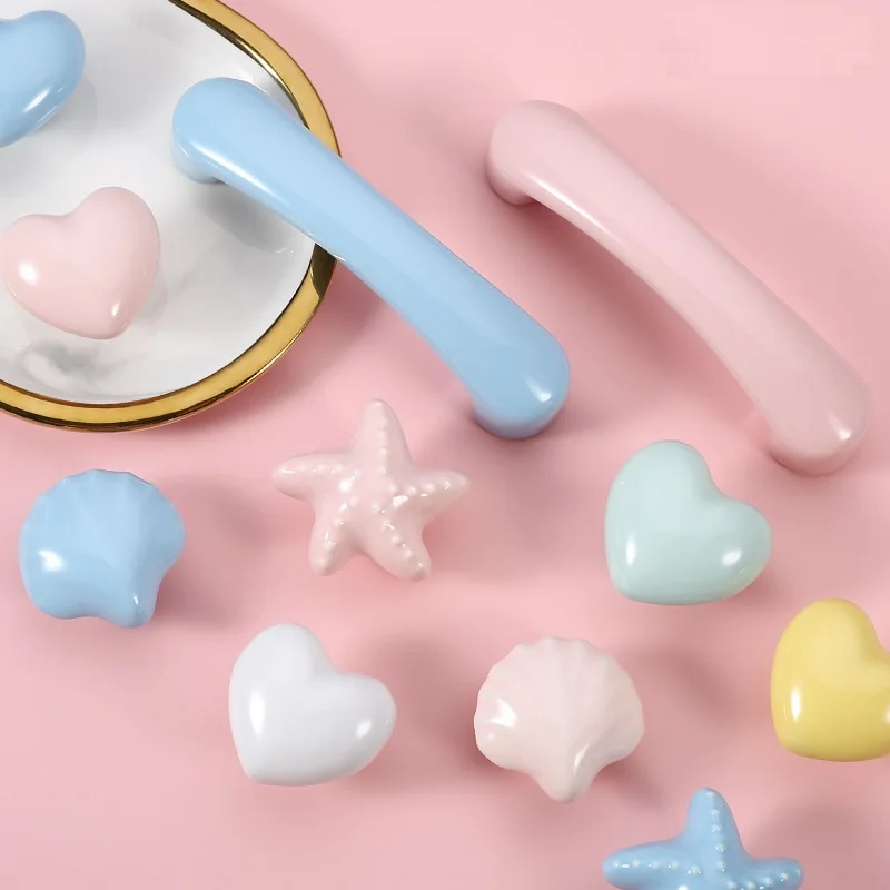 

Cartoon Color Ceramic Drawer Knobs Wardrobe Door Hand-in-hand Children's Room Cute Single-hole Round Drawer Handle Crystal Knobs