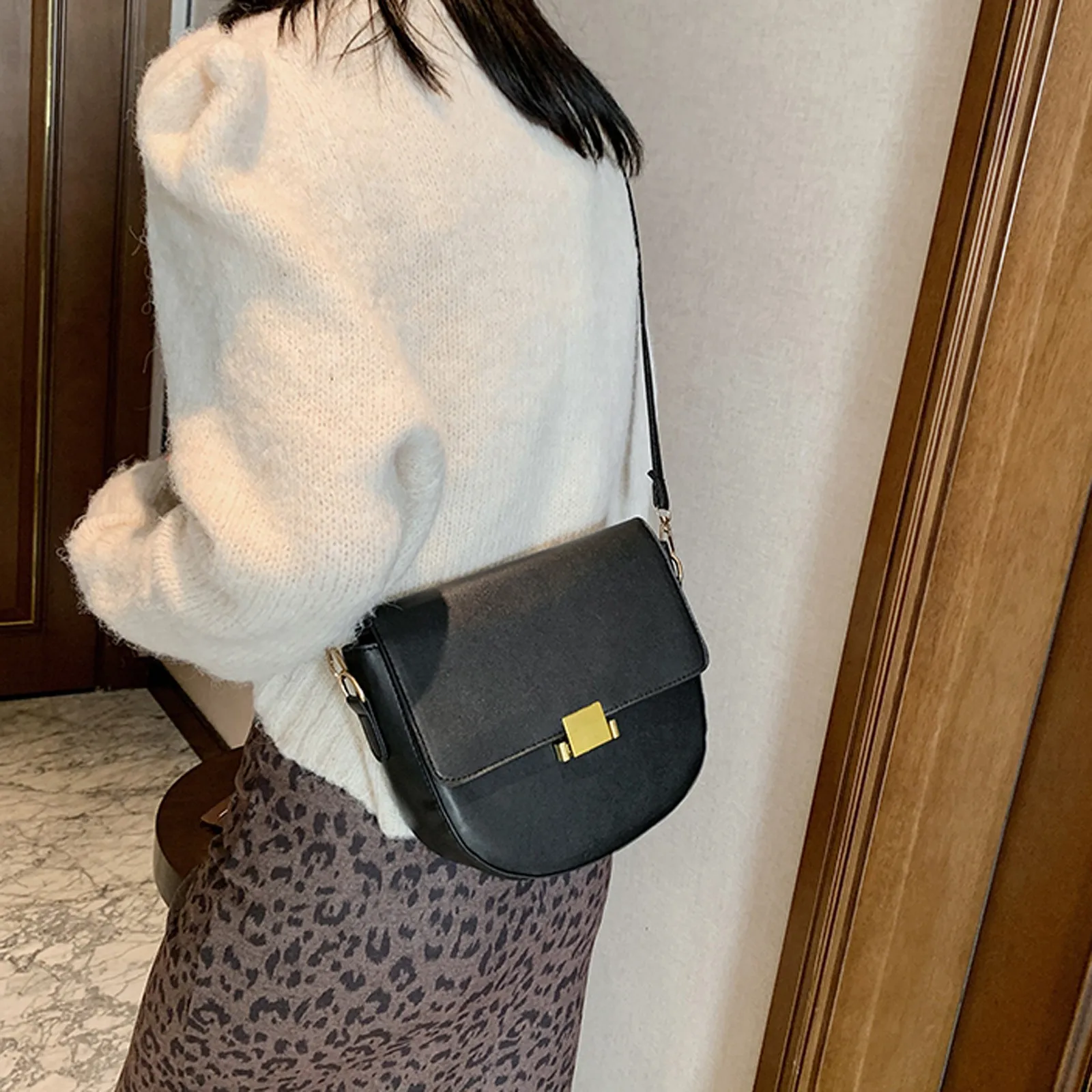 

Luxury Fashion Women Crossbody Bag solid Semicircle Saddle Bags Soft Leather Shoulder Bags For Ladies Handbags Designer#G30