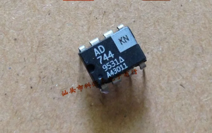 

MeiMxy 1PCS/LOT AD744JN DIP8 AD744JNZ DIP AD744KN AD744 DIP-8
