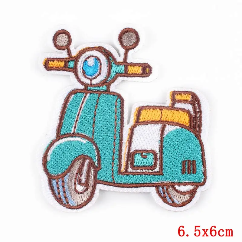 Праджня с персонажами из мультфильмов для детей аппликацией в виде грузовик