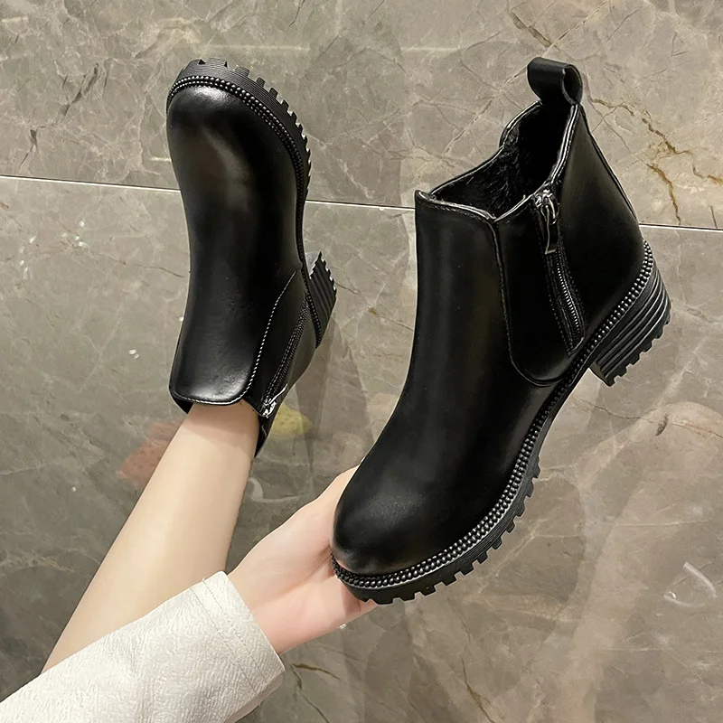 

Сапоги женские осенние 2021 новые кожаные короткие сапоги на квадратном каблуке с круглым носком сапоги на высоком каблуке с боковой молнией ...