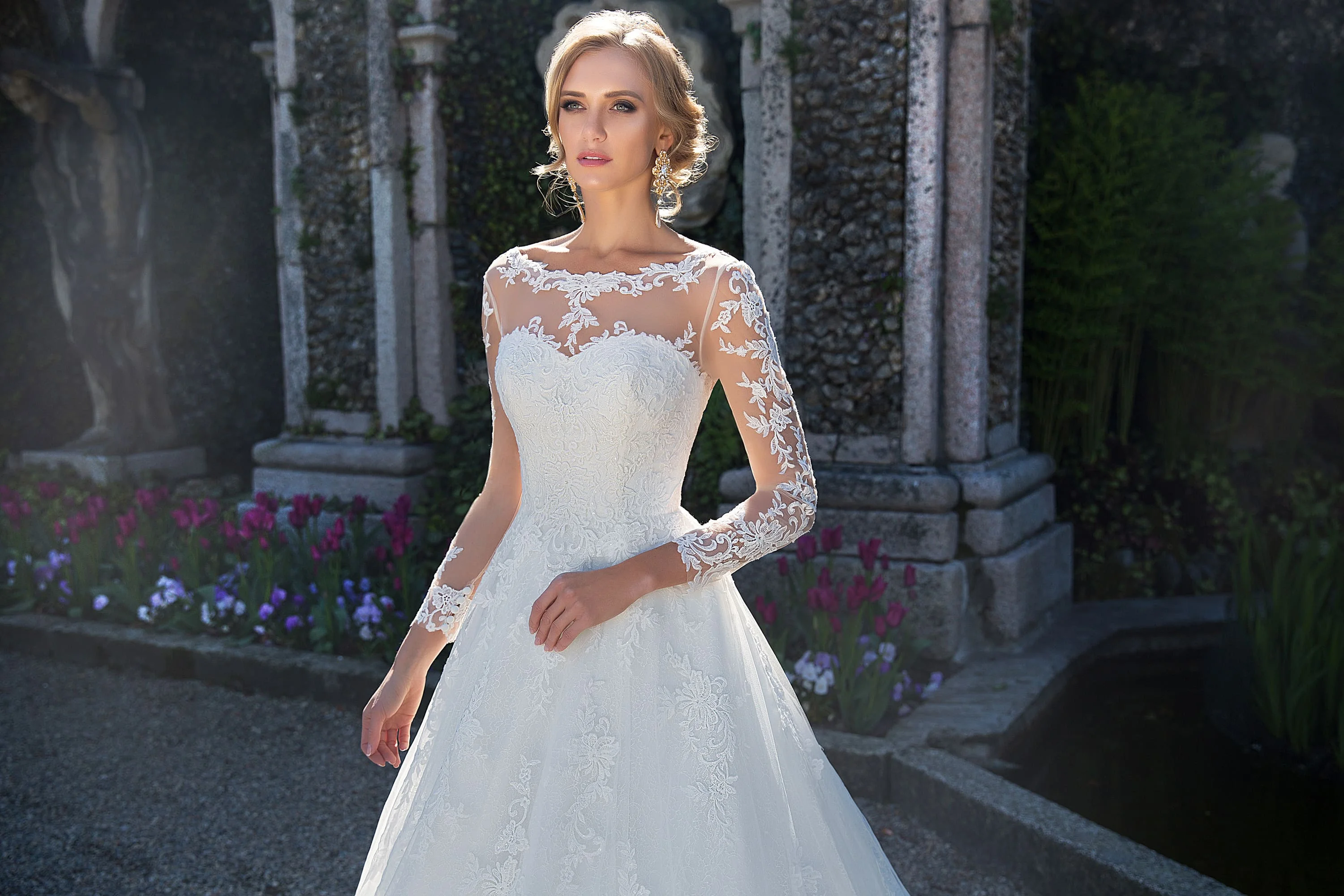 Свадебное платье с открытой спиной кружевное свадебное длинным рукавом бальное