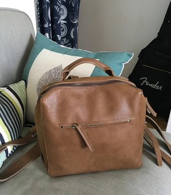 light brown Vendange оригинальная женская сумка винтажный кожаный рюкзак женская простая коробка модная кожаная сумка 2357 - Цвет: light brown