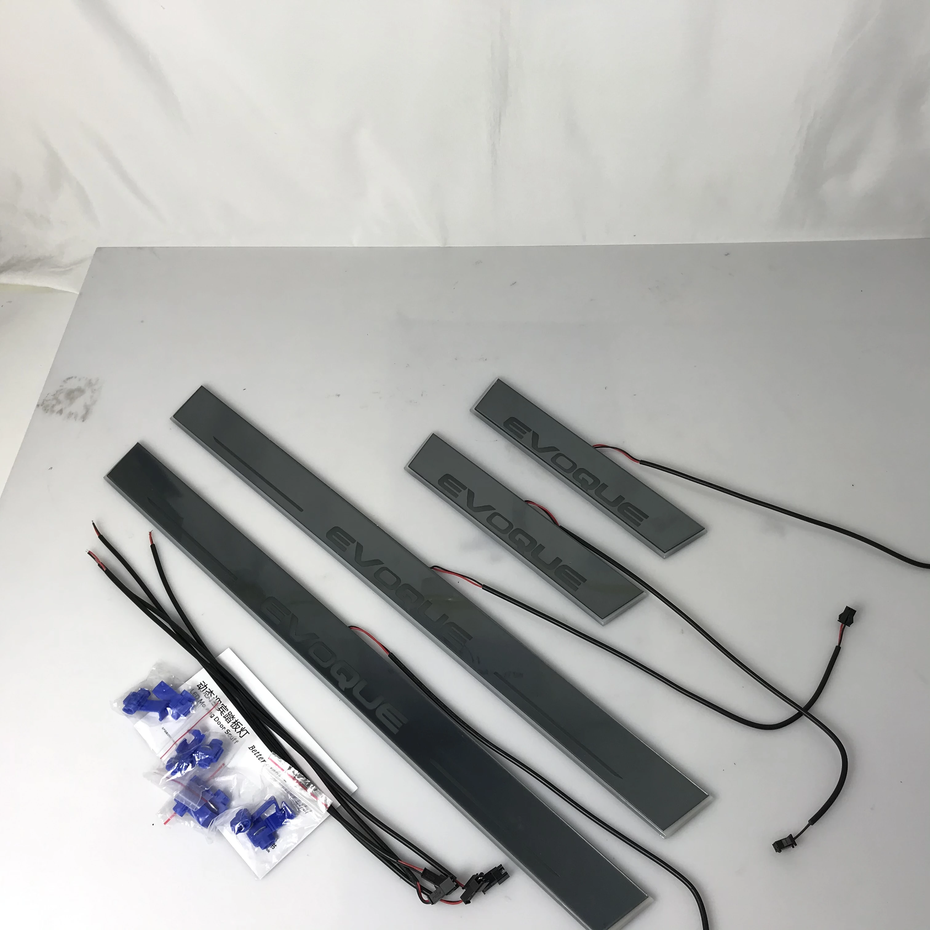 

eOsuns led moving door scuff for RANGE ROVER EVOQUE dynamic door sill plate flat lining overlay Flowing/still light,2pcs