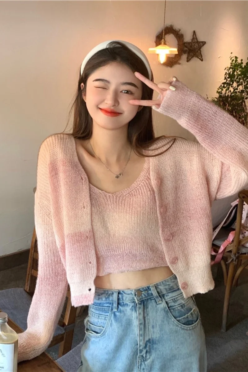 Розовый свитер пальто стильный костюм вязаный жилет на бретелях комплект из двух