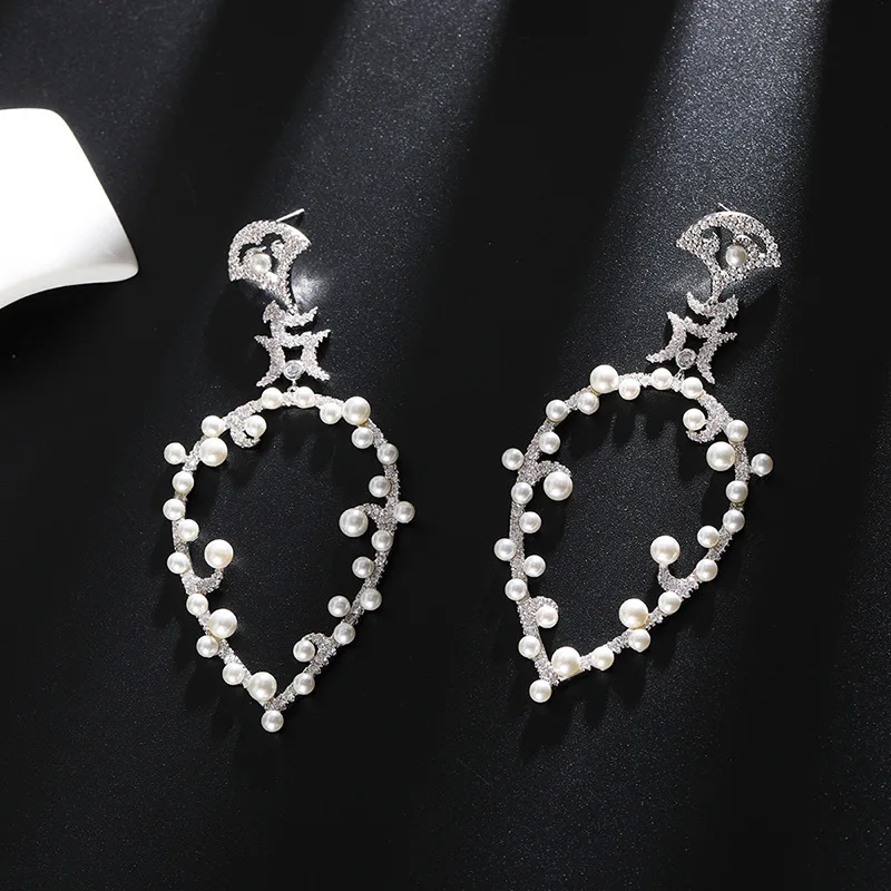 

Fashion Flower Pearl Earrings Exaggerated Water Drop Shape Women Jewelry Retro Pearls Wedding Earring Gift Zk35
