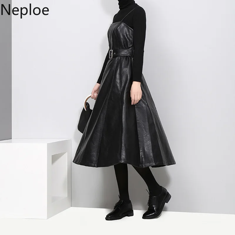 Neploe облегающее черное платье трапециевидной формы с высокой талией без бретелек