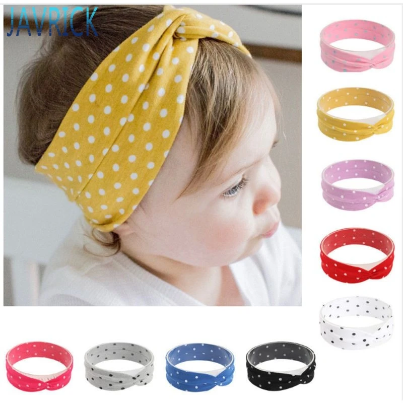 Милая завязанная повязка на волосы с перекрещивающимися переплетениями для