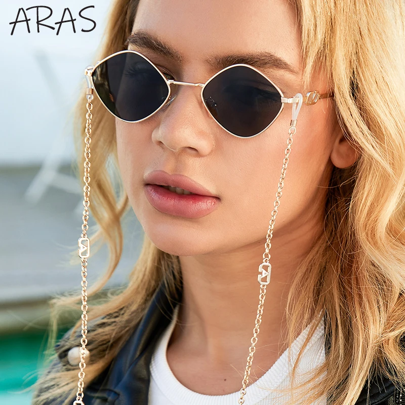 Модные маленькие квадратные солнцезащитные очки с цепочкой для женщин 2021