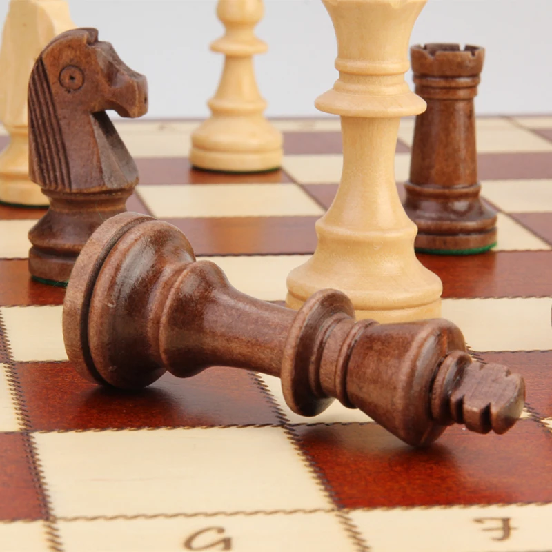 Набор деревянных шахматных фигурок 40 х40 см