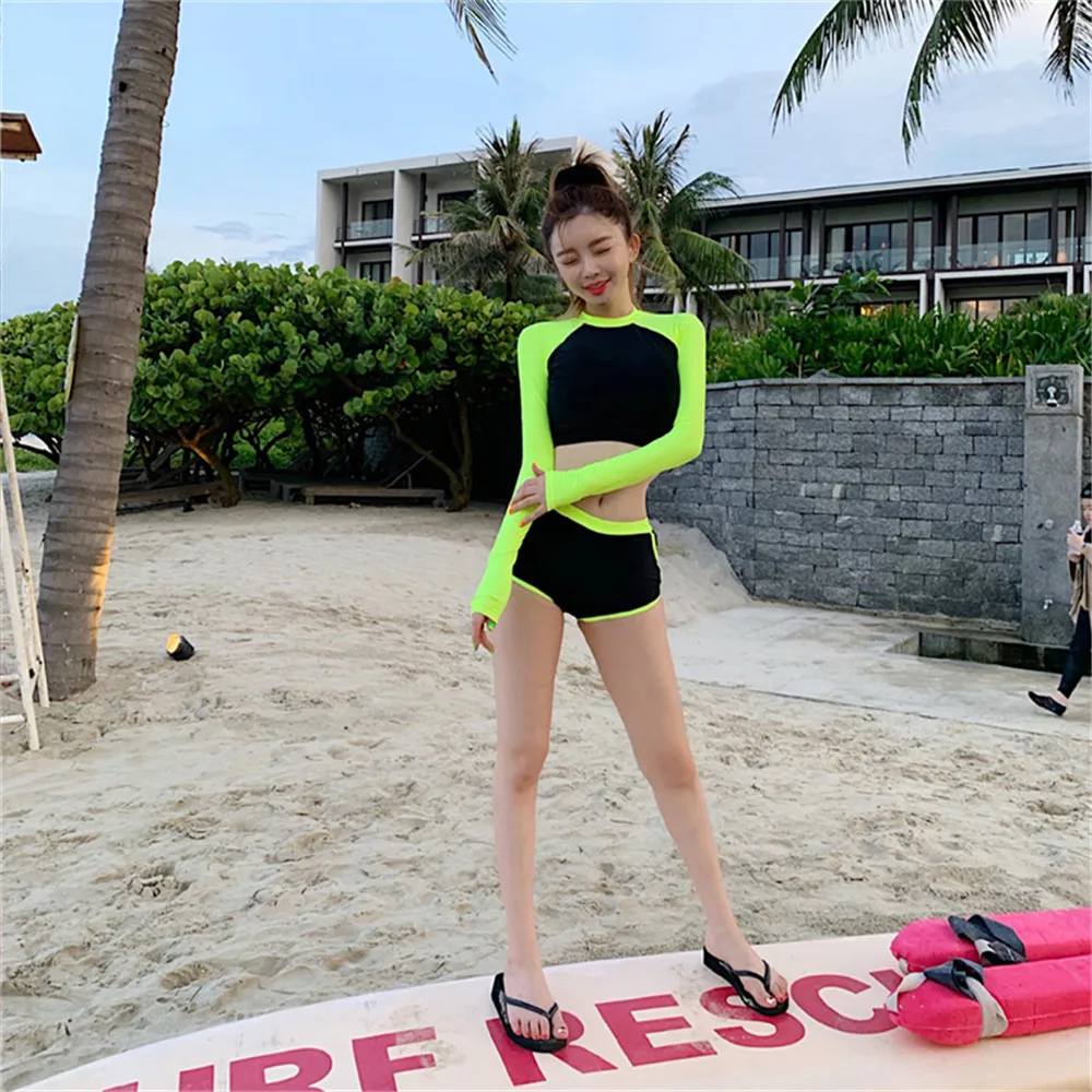 Женский раздельный купальник с длинным рукавом ярко-зеленый в Корейском стиле