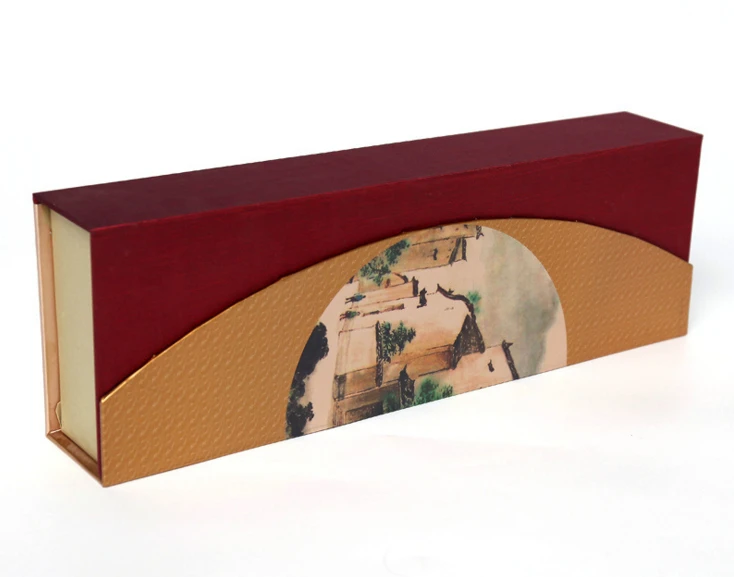 Черная картонная подарочная коробка с логотипом на заказ ручкой белая упаковка и