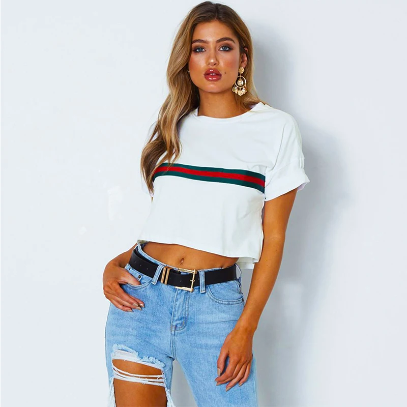 Женская футболка с коротким рукавом открытым пупком и круглым вырезом в