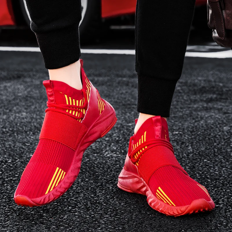 

New Running Shoes Men Light Weight Mens Sneakers Red Breathable Walking Shoes Male Quality Gym Sneakers Comfortable Footwear