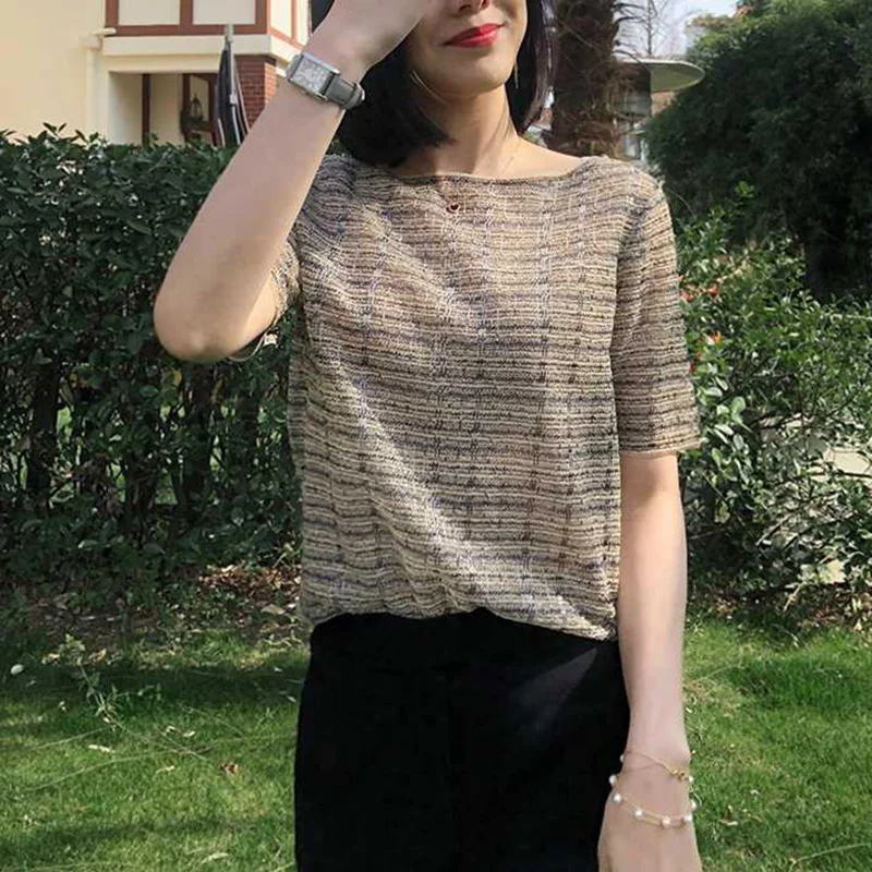 Женская тонкая прозрачная футболка с люрексом трикотажная из органзы коротким