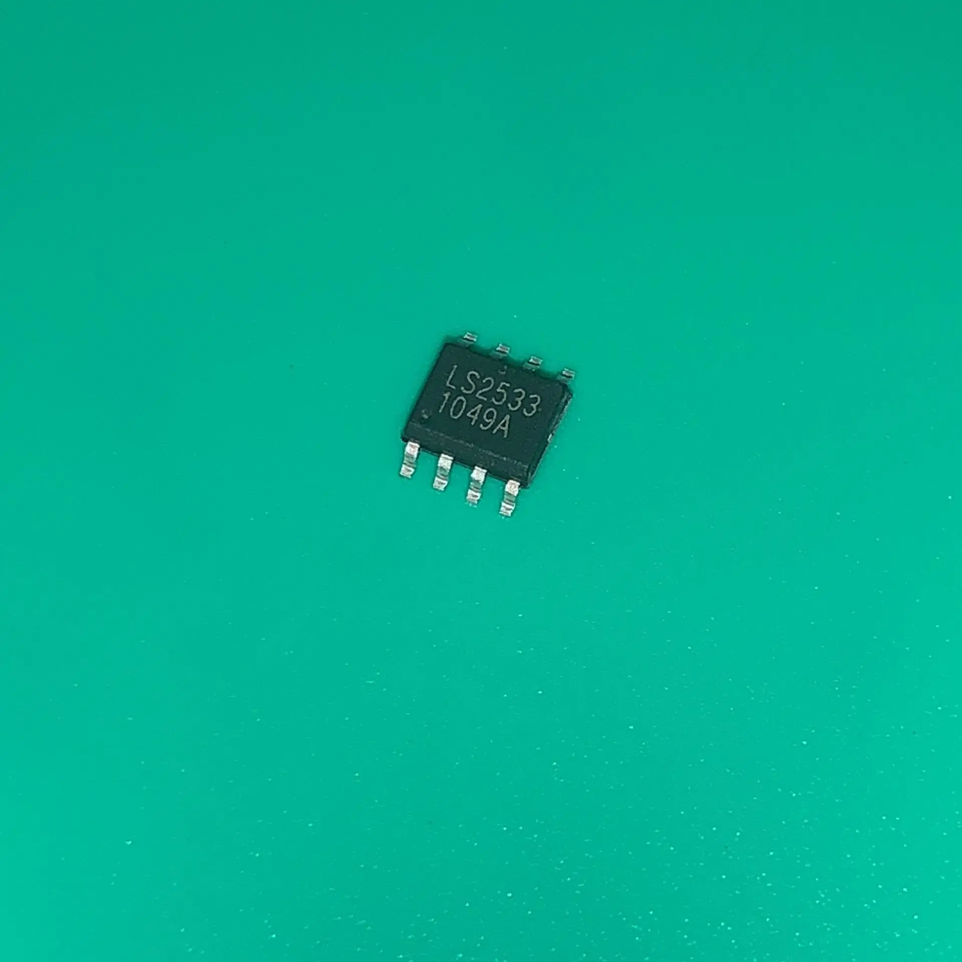 10 шт./лот LS2533A SOP8 LS2533 A все в одном зарядное устройство для NIMH аккумуляторов IC