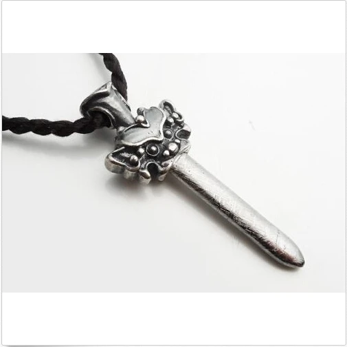 

Genuine Natural Gibeon Iron Meteorite Moldavite Silver Plated Women Men Jewelry 26x7mm Sword Shape Jewelry Pendant
