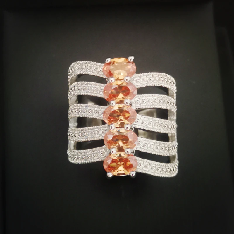 Женское кольцо в стиле панк с фианитом | Украшения и аксессуары