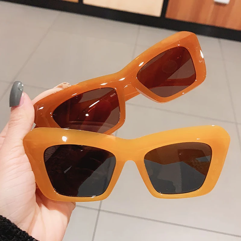 Солнцезащитные очки кошачий глаз женские зеркальные модные солнечные в стиле