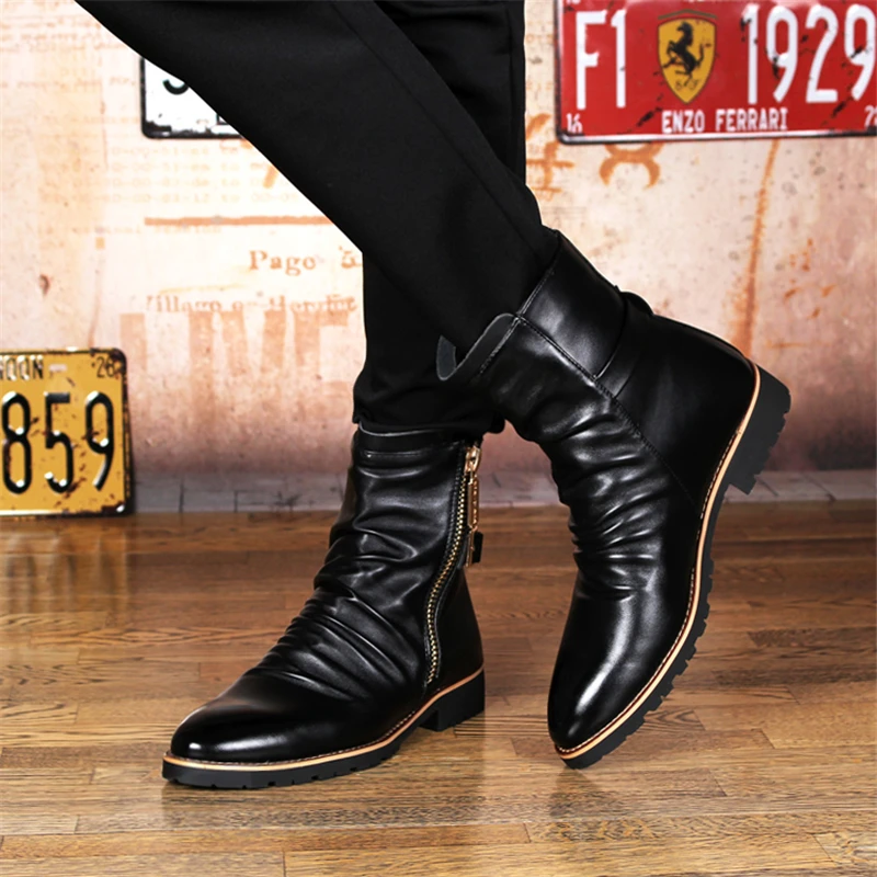 Новинка Зимние ботинки Мужские кожаные Цвет Черный С острым носком Бархатные